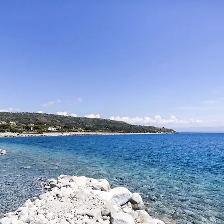 Locazione Turistica Girasole Holiday home *